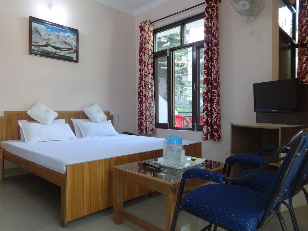 Hotel Kumar Residency Dharamshala Camera foto